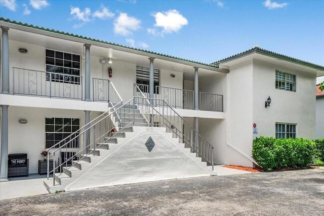 Building Photo - 10151 NW 35th St Unit 2-B