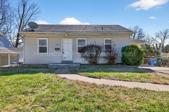 Building Photo - 1260 St Marie St