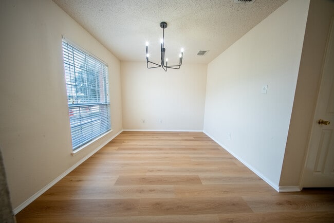 Photo - 1218 Post Oak Trail