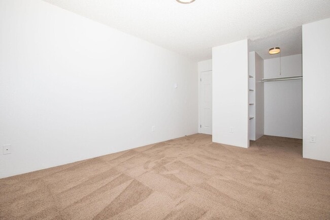 Summerhill Apartments