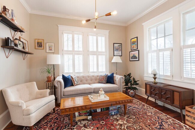 Photo - Timeless 3/2 in the Heart of Midtown by Piedmont Park!