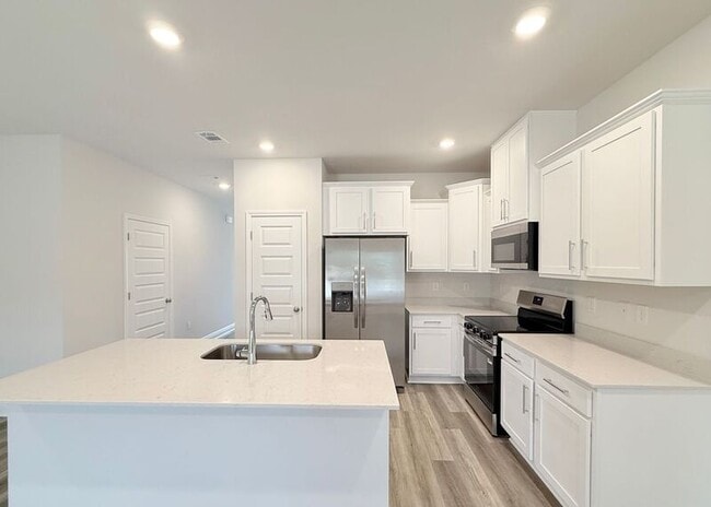 Photo - 2595 Cliff Hollow Cir