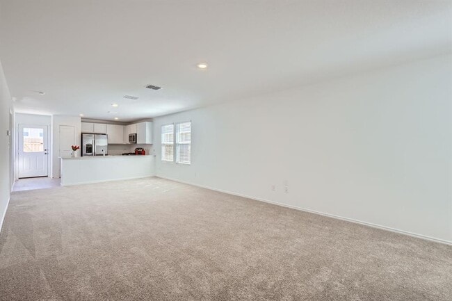 Photo - 206 Sambre St