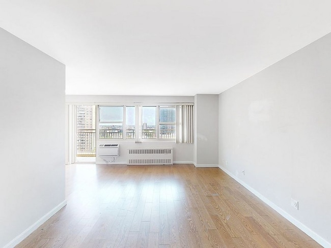 Photo - 2925 W 5th St Unit 13B