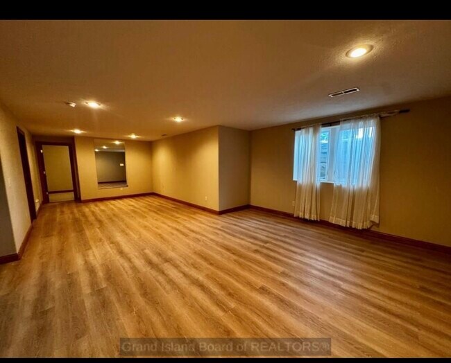 Photo - 4021 Sandalwood Dr