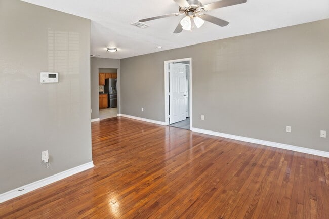 Photo - 939 John Page Dr