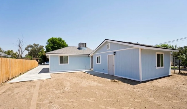 Photo - 3619 L St Unit Back House