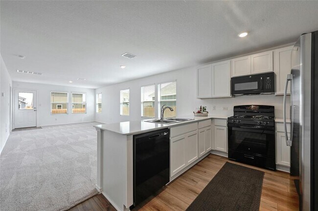 Photo - 203 Chapel Beck Dr