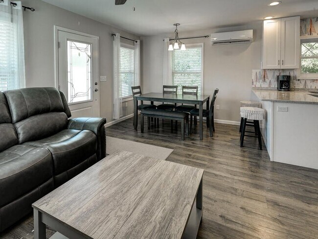 Photo - 3509 Mellon St