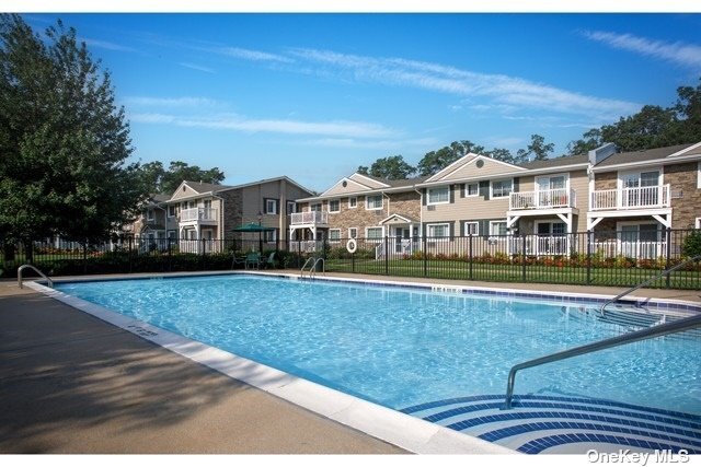 22 Williams Blvd Apartment Unit 22-2C - Lake Grove, NY | ForRent.com