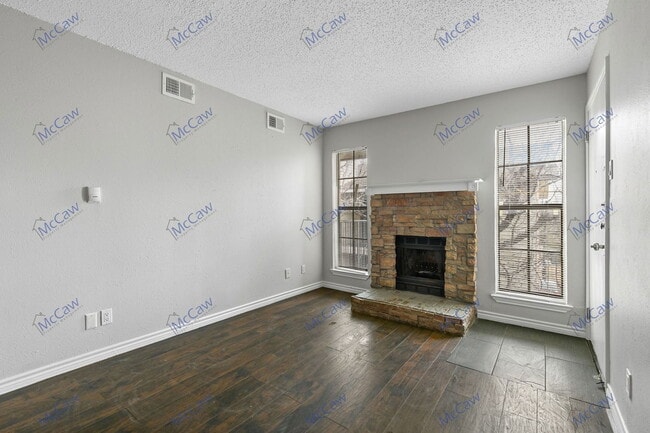 Photo - 9520 Royal Ln Unit 321