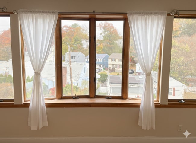 Photo - 165 Gaston St