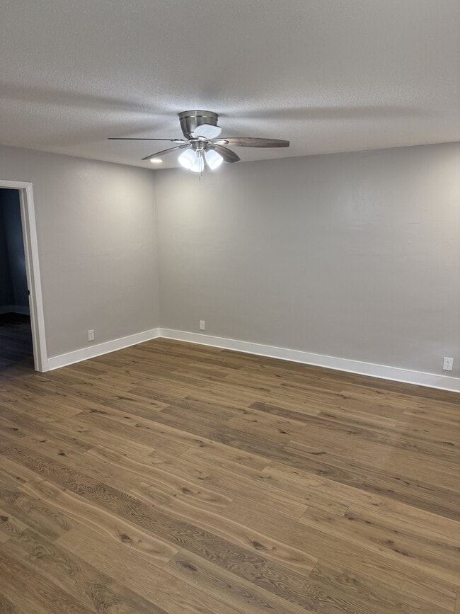 1331 Holly Heights Dr Unit 3