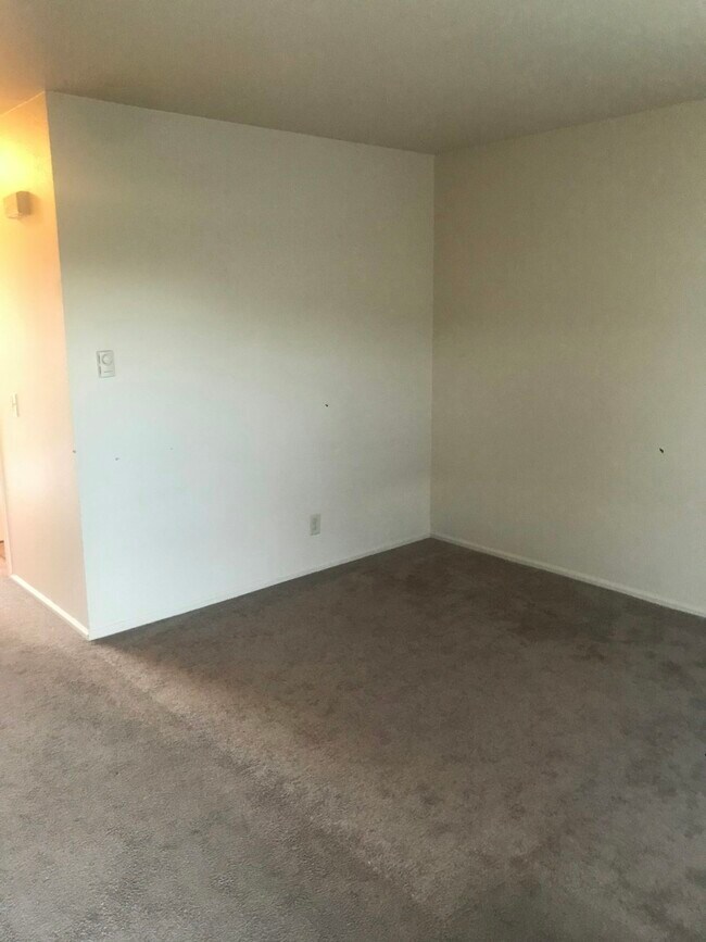 Photo - 15304 Limerick Pl