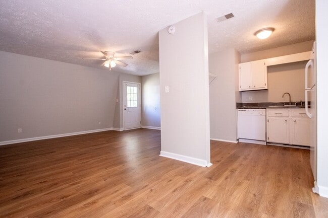 Photo - Rustwood Unidad 207 Rustwood Drive