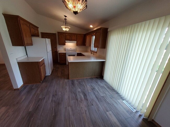 Photo - 2801 Ruschfield Dr