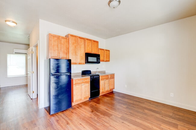 Cairo 815-7-2 - Lenora