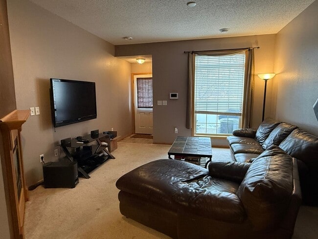 Photo - 2 Bed Plus LOFT - Great Location