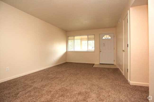 Woodlawn Park Apartments