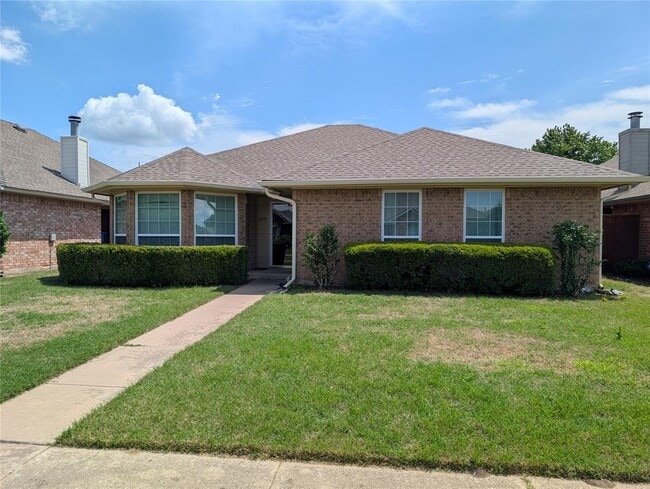 Photo - 2817 Brompton Dr
