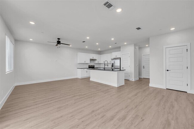 Photo - 7403 Wondering Armadillo Way