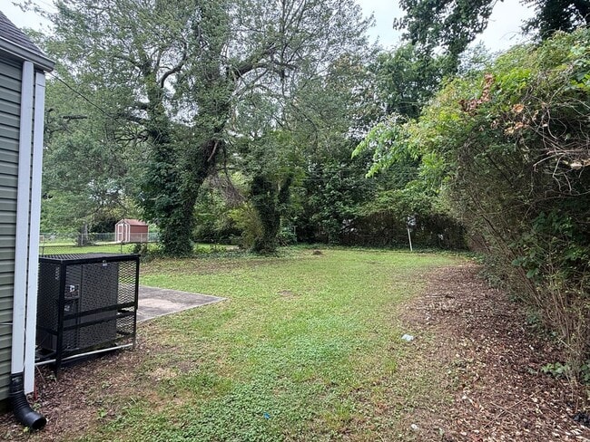Photo - 1419 Overlook St