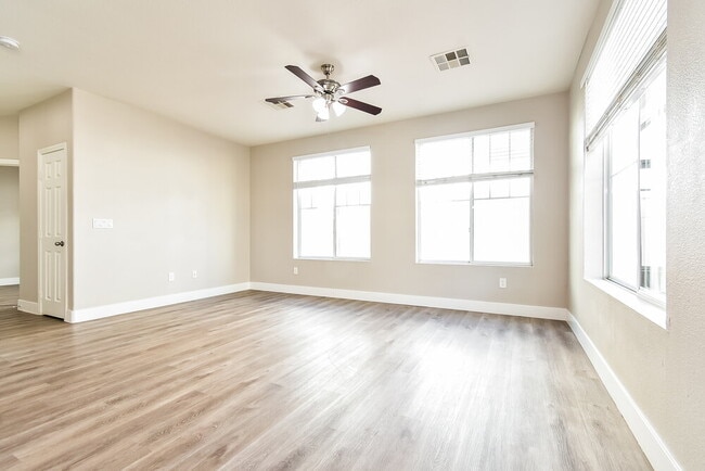 Photo - 6184 Winston Falls Ave