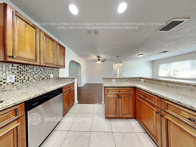 Photo - 2056 S Belcher Rd