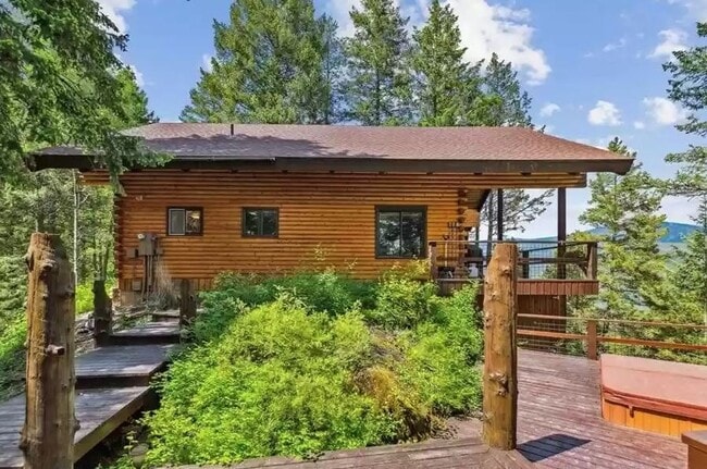 Photo - Lion Mountain Two Bedroom with Whitefish L...
