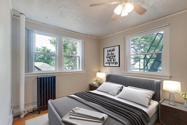 Photo - 1071 Marion Street