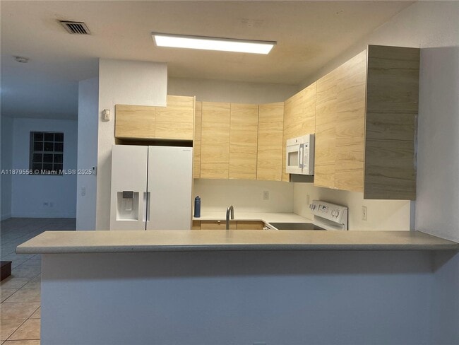 Photo - 2145 NE 7th St