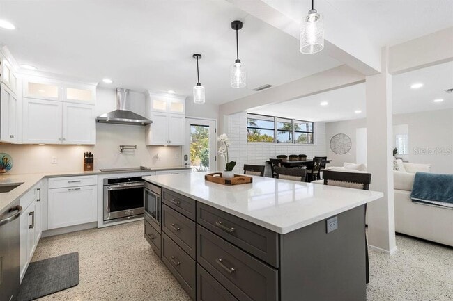 Photo - 1165 Morningside Pl