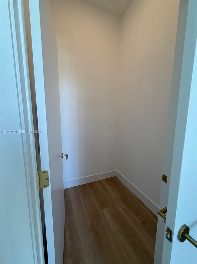 Photo - 90 NE 32nd St Unit 1110