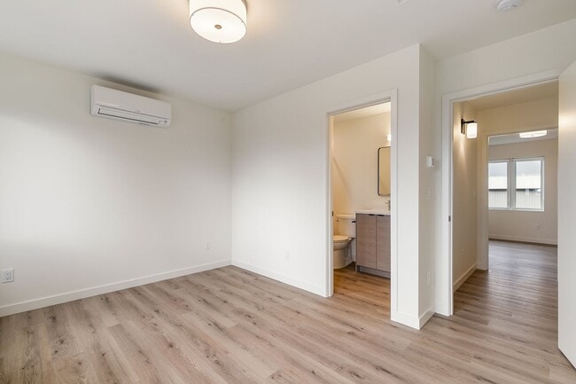 Photo - 304-308 Cedar St