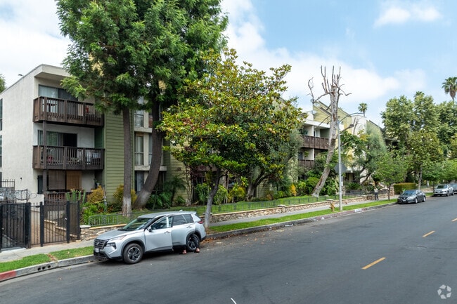 Edificio alternativo - Park Villas