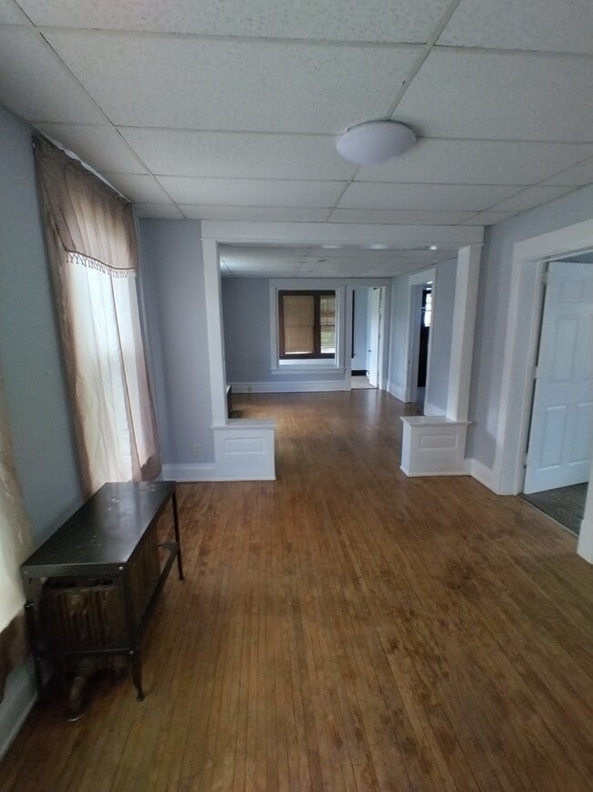 Photo - 303 6th Ave NE