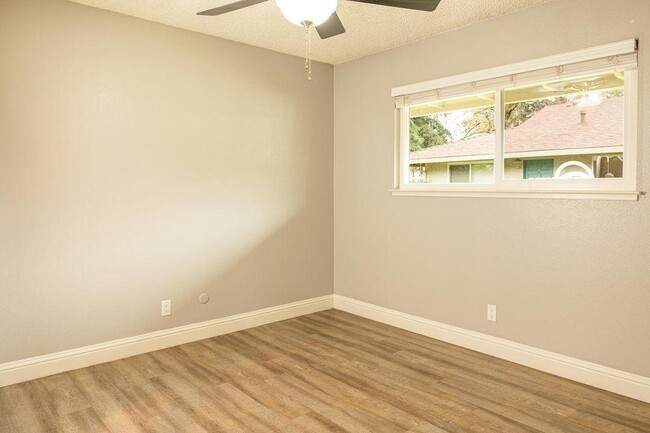 Photo - Chico Villa East Apartments