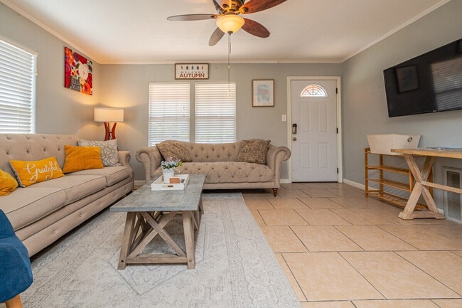 Photo - 1131 S 8th St Unit ID1268400P