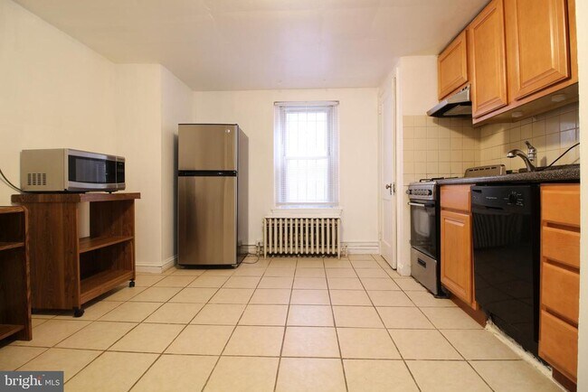 Photo - 30 S 22nd St