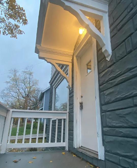 Photo - 69 E Lowell Ave