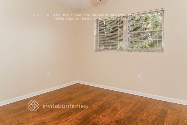 Photo - 609 Lakespur Ln