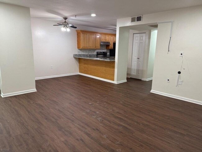 Photo - 751 Summer Ave Unit 1D