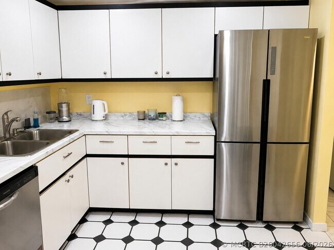 6101 N Falls Cir Dr Unit 310