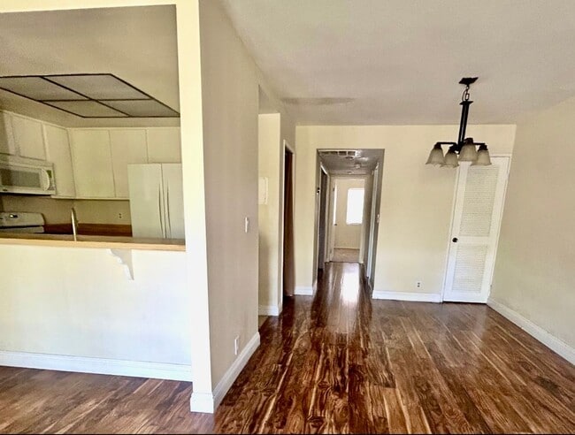Photo - Great location! 2 bed 2 bath Simi Valley condo!