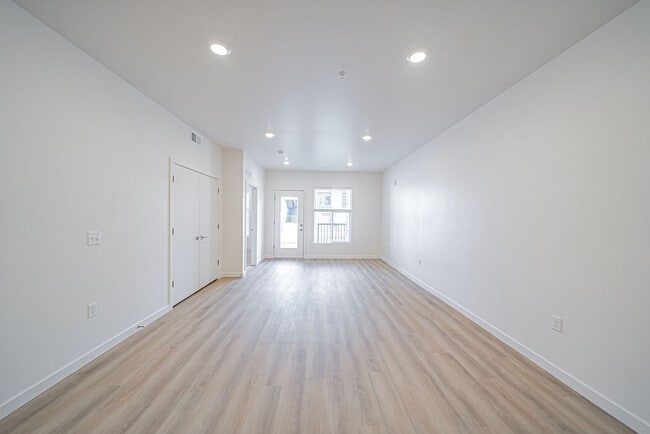 Living Room Long-View