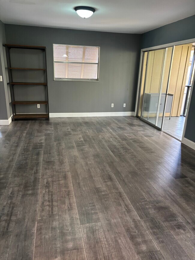 Photo - 120 Hibiscus Woods Ct Unit 3D