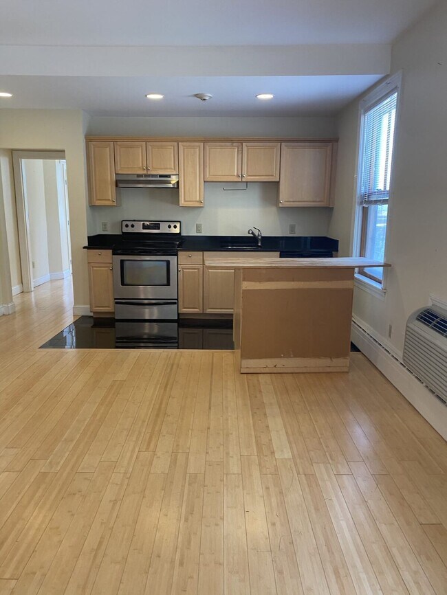 Photo - 302 Benefit st/Luxury Residences for Lease