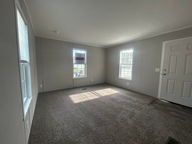 Photo - 39500 Warren Rd