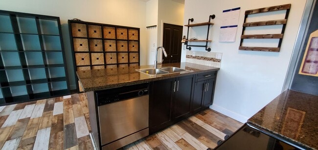 Photo - 46262-46262 First Ave