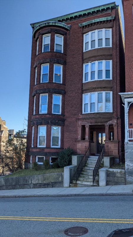 Building Photo - 3 State St Rental